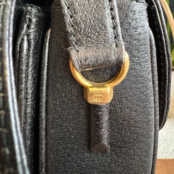 Vintage Gucci Crossbody with bamboo detail clasp - Picture 3 of 16